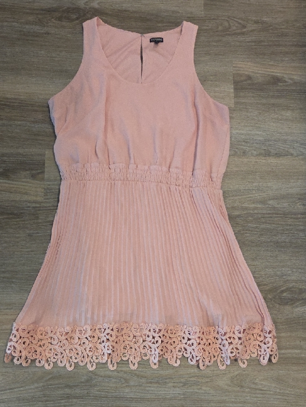 Express Light Pink Sleeveless Pleated Dress Size XL - Picture 2 of 3